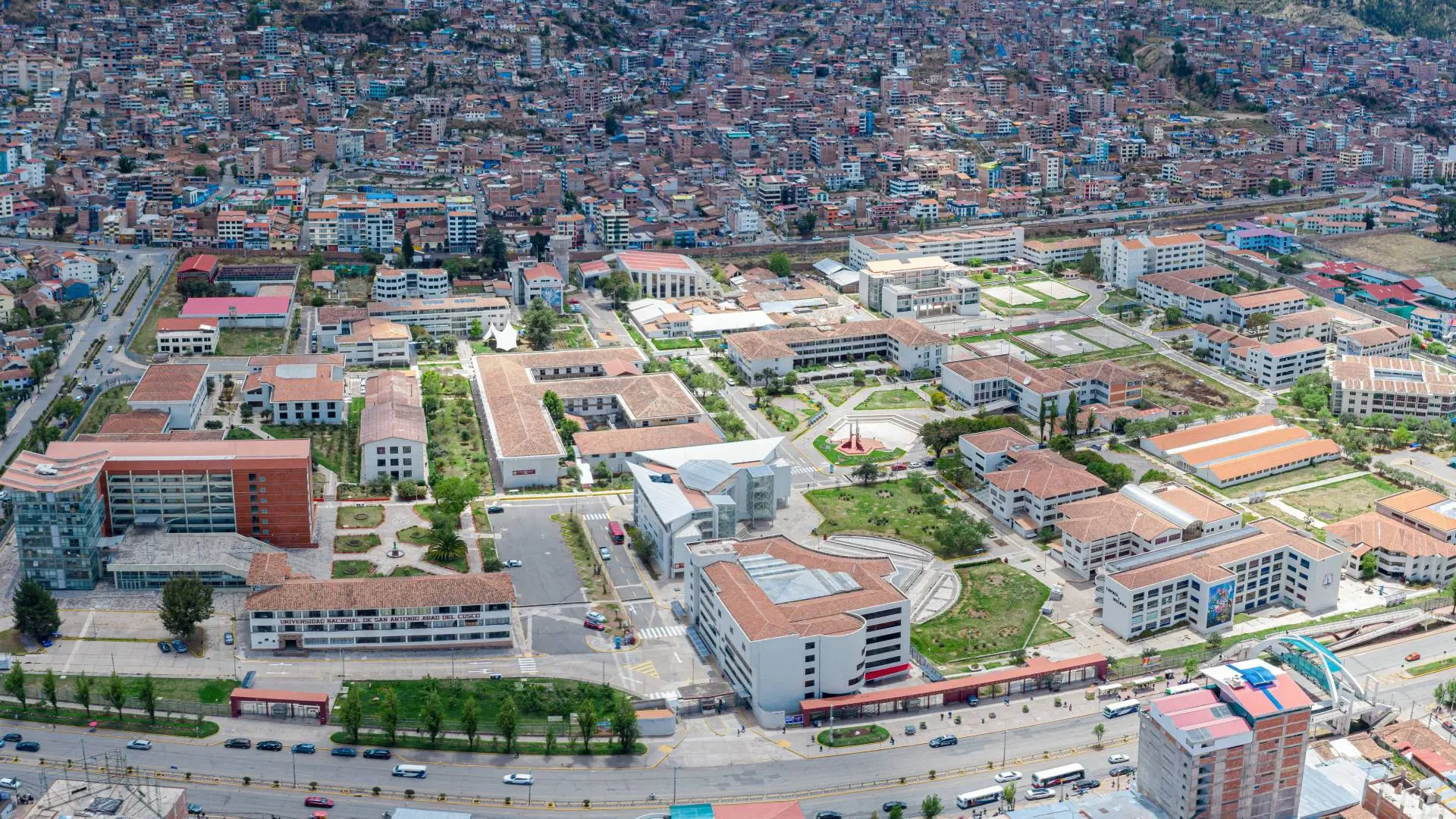 panoramica-unsaac-frontal